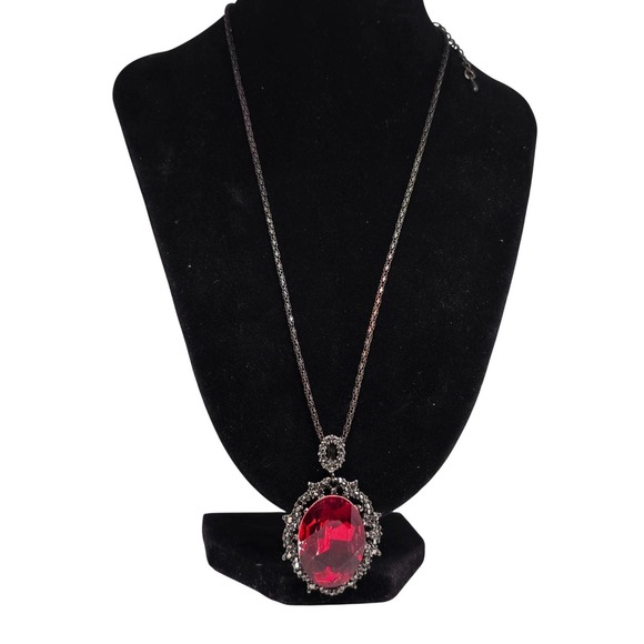 Jewelry - Vintage Red Rhinestone Pendant Necklace Black Tone Chain Statement Gothic Y2K 90